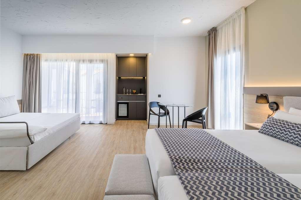 ホテル Occidental Puerto Banus サンペドロ・デ・アルカンタラ 部屋 写真