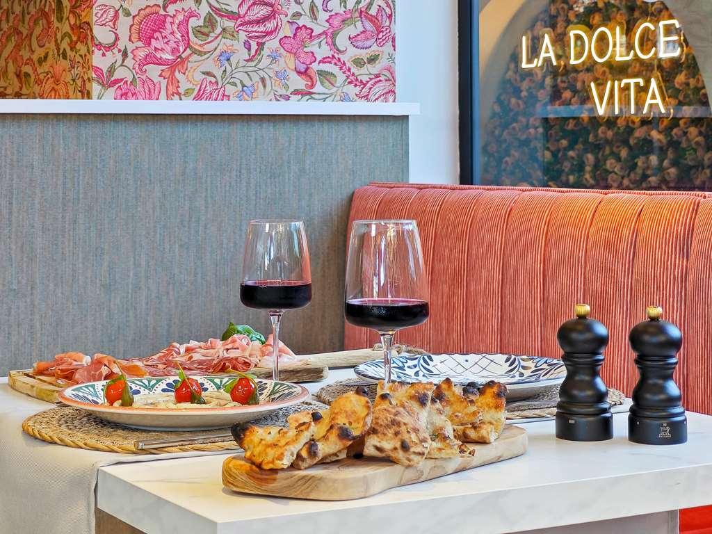ホテル Occidental Puerto Banus サンペドロ・デ・アルカンタラ レストラン 写真